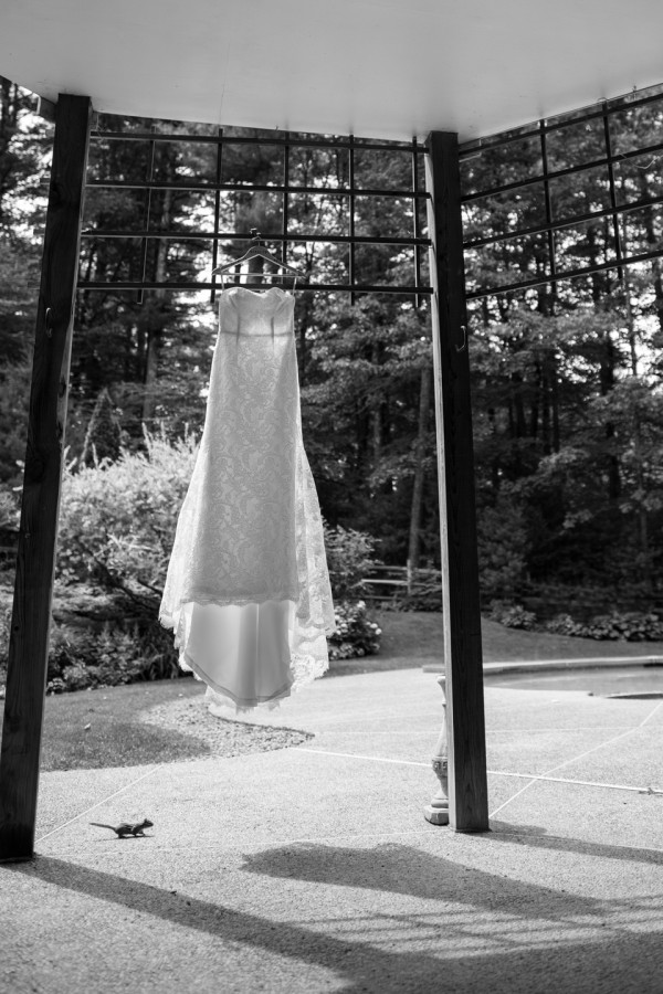 Creative Wedding Dress Photo