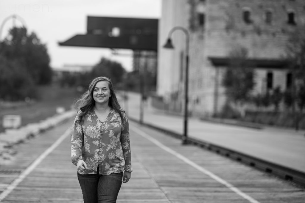 lumen photography, adventurous, minneapolis senior photos, minnesota, stone arch bridge, mill city, senior portraits