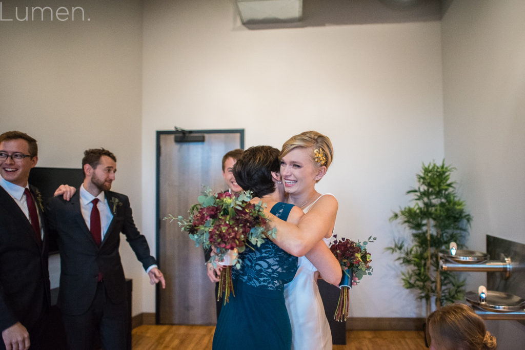 jx event venue wedding photos, jx event venue, stillwater wedding photos, minnesota wedding photography, lumen photography, adventurous, minneapolis, break dancing wedding photos