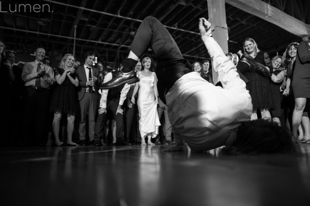 jx event venue wedding photos, jx event venue, stillwater wedding photos, minnesota wedding photography, lumen photography, adventurous, minneapolis, break dancing wedding photos
