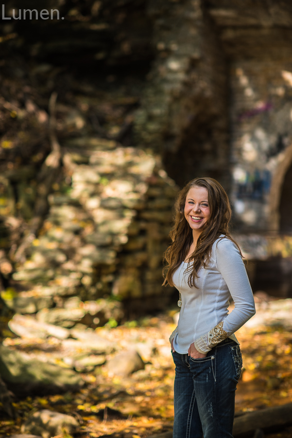 senior photos stone arch bridge, minneapolis, minnesota, adventurous, lumen, photography, 