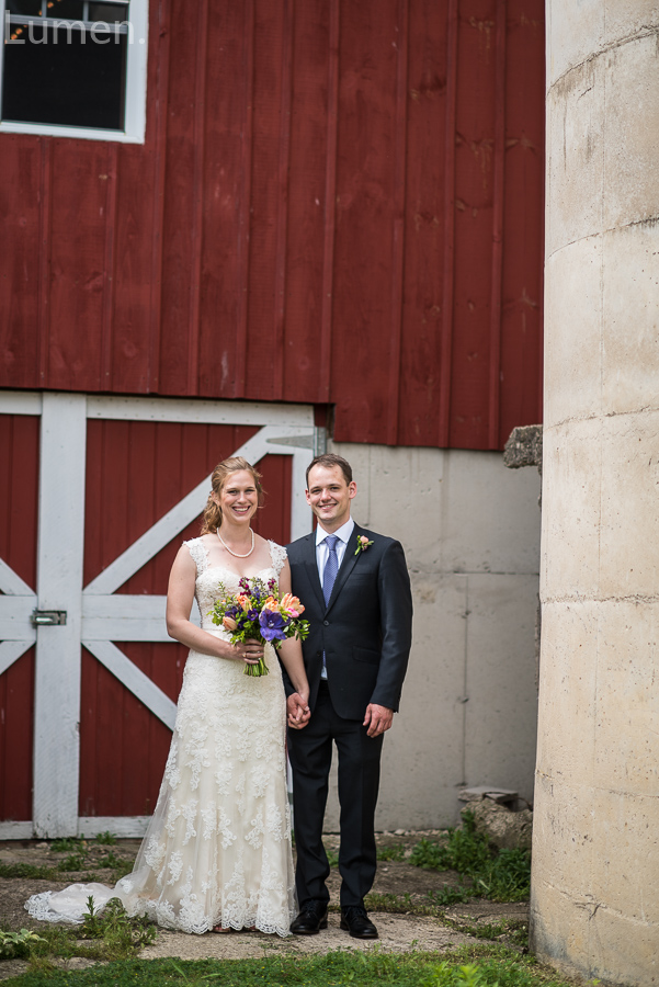 lumen photography, adventurous, country pleasures wedding photos, country pleasures bed and breakfast, wisconsin, country pleasures barn wedding, cashton, farm, minneapolis wedding photography
