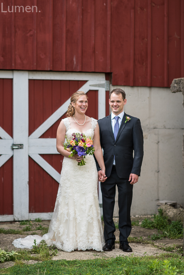 lumen photography, adventurous, country pleasures wedding photos, country pleasures bed and breakfast, wisconsin, country pleasures barn wedding, cashton, farm, minneapolis wedding photography
