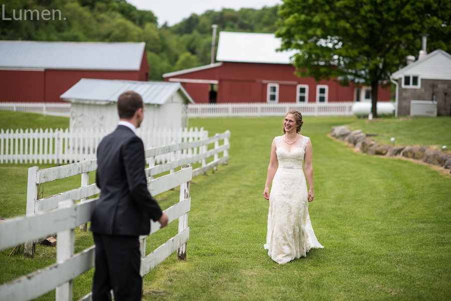 lumen photography, adventurous, country pleasures wedding photos, country pleasures bed and breakfast, wisconsin, country pleasures barn wedding, cashton, farm, minneapolis wedding photography