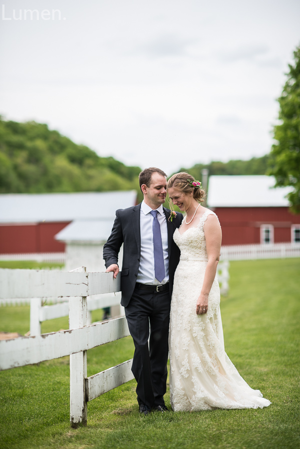 lumen photography, adventurous, country pleasures wedding photos, country pleasures bed and breakfast, wisconsin, country pleasures barn wedding, cashton, farm, minneapolis wedding photography